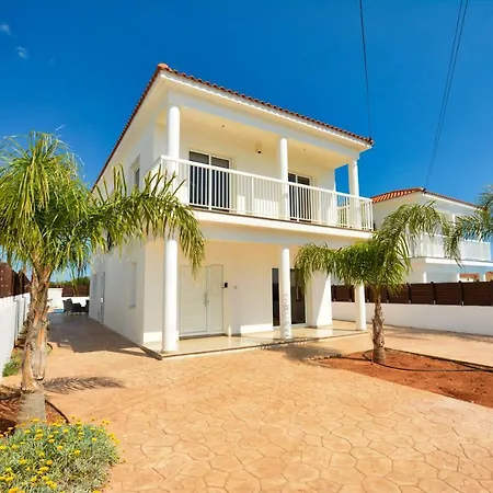 Nissi Gintare Villa Ayia Napa